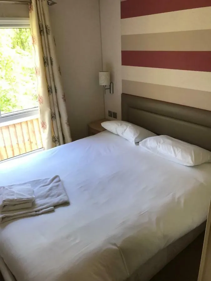 إكزيتر Castle Brake Holiday Park